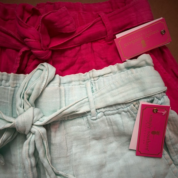 ‼️ 2 FOR $10 ‼️ Simply Southern Linen mint and pink shorts - Picture 2 of 12